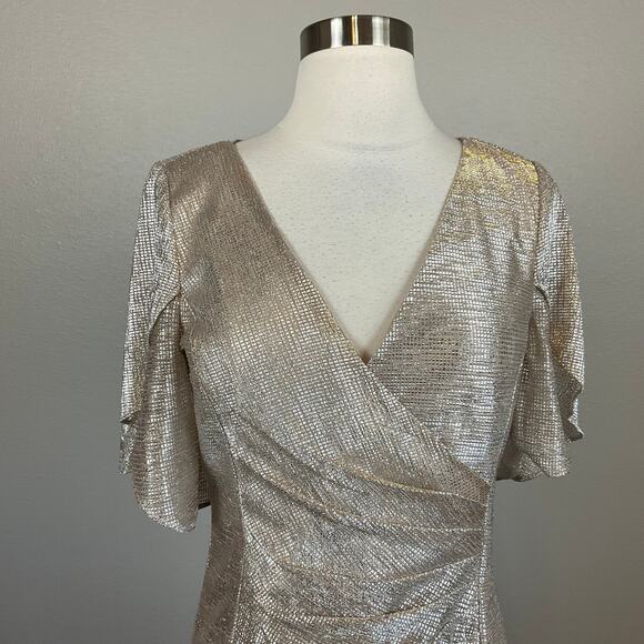 Adrianna Papell Metallic Short Sleeve Evening Gown Gold Size 8 V-Neck Formal - Picture 7 of 12